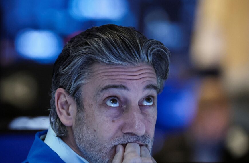 台灣新聞通訊社-無論AI泡沫爆不爆 專家建議:這類投資人現在就該賣股出場