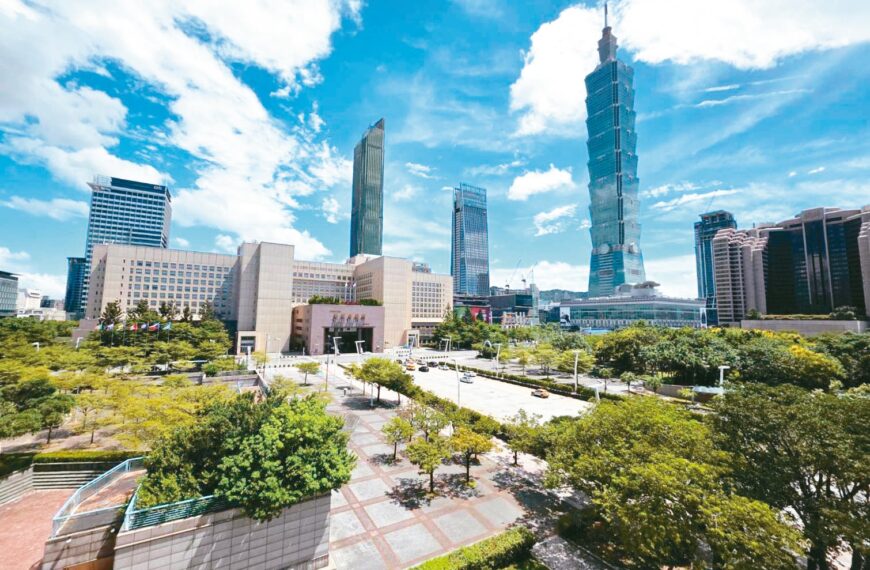 台灣新聞通訊社-市民廣場改造17路段模擬車流曝 議員嘆：要等更多紅燈？