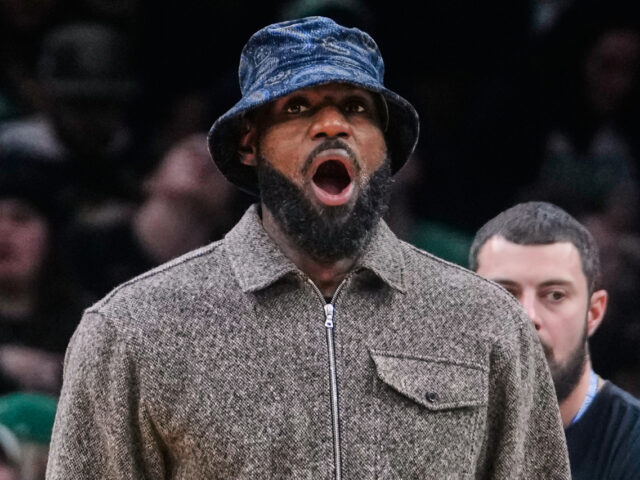 台灣新聞通訊社-NBA／詹皇談破億天價新秀年球員卡 笑稱要鎖好保險庫