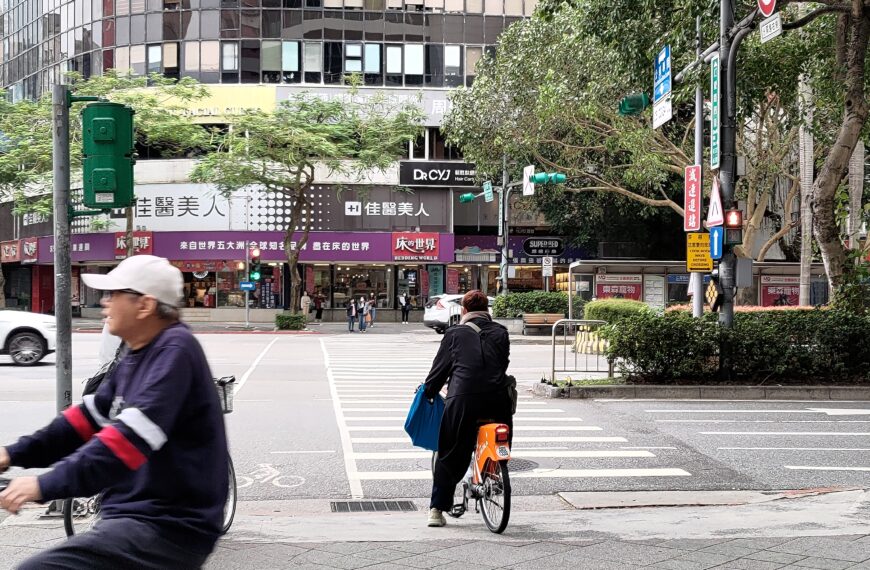 台灣新聞通訊社-新北公共自行車違規記點 未依標線行駛最多