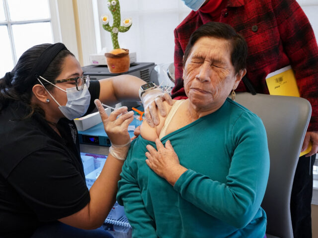 台灣新聞通訊社-「差1歲」恰好成自然實驗！研究曝1疾病疫苗 可望減少罹患失智症風險