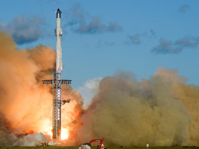 台灣新聞通訊社-估值25兆元！SpaceX告知員工回購股份 暗示明年可能IPO