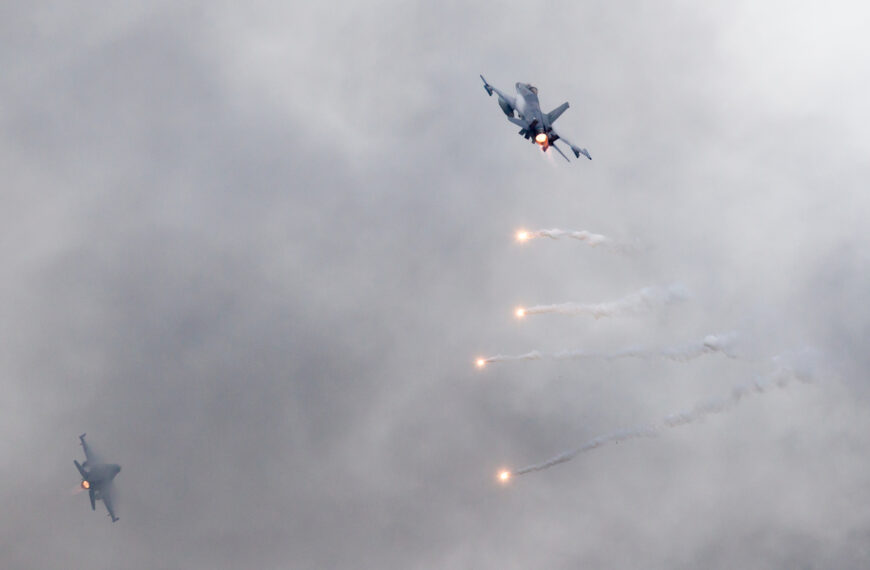 台灣新聞通訊社-雷達鎖定具高度敵意 退役飛官：未獲命令不會輕啟火控