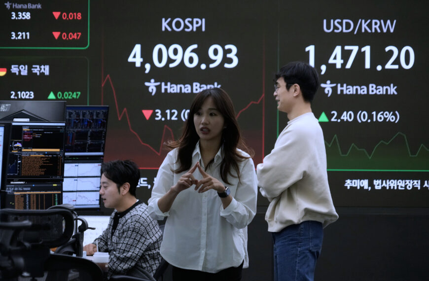 台灣新聞通訊社-散戶大軍海外買美股 被指拖累匯價 回嗆「不背鍋」