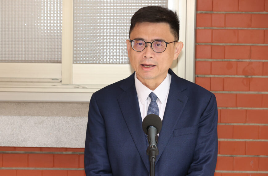 台灣新聞通訊社-兒涉霸凌影響參選高雄市長？賴瑞隆：現以孩子為優先