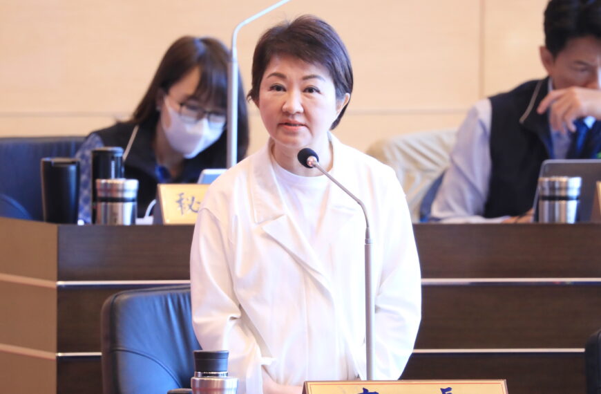 台灣新聞通訊社-台中毒蟲闖泳池對孩童扣扳機 綠議員批蓋牌、藍替警察發聲