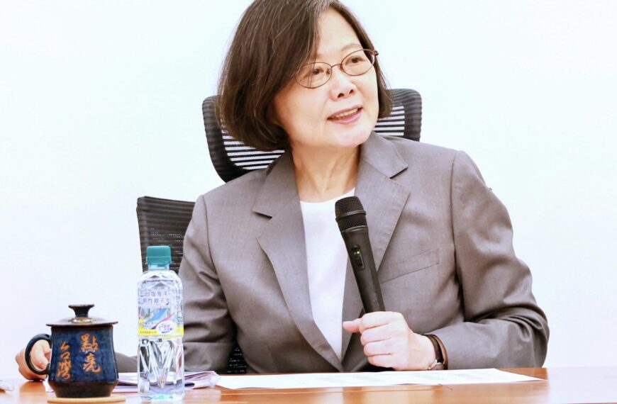 台灣新聞通訊社-蔡英文籲光電政策2.0再進化 為下階段經濟發展供能