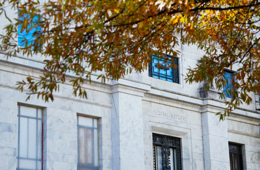 台灣新聞通訊社-Fed本周料降息 股市能否再衝一波？專家點出這數字是關鍵