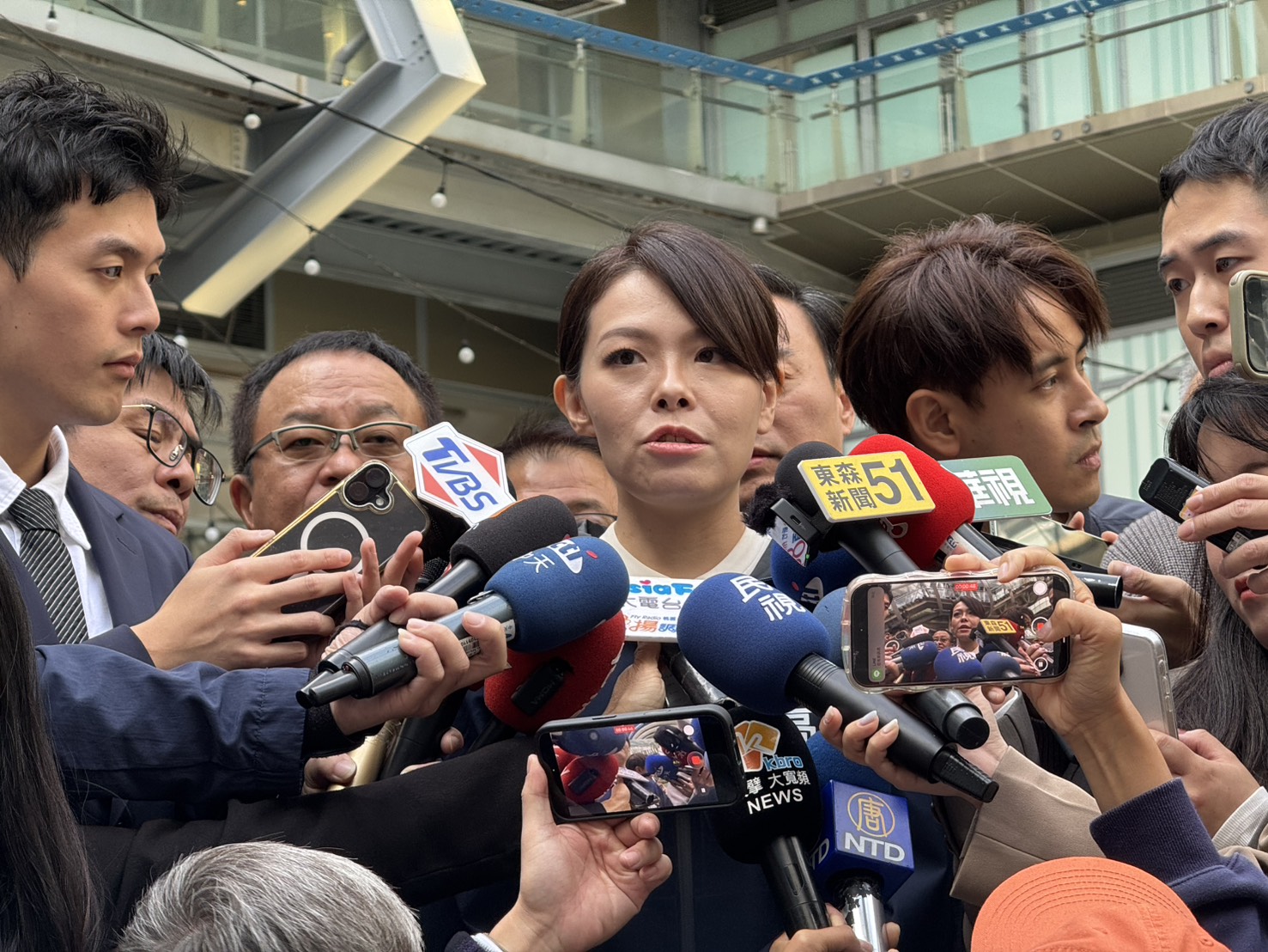 台灣新聞通訊社-誣告案若定讞是否解職？高虹安：該有程序依法進行