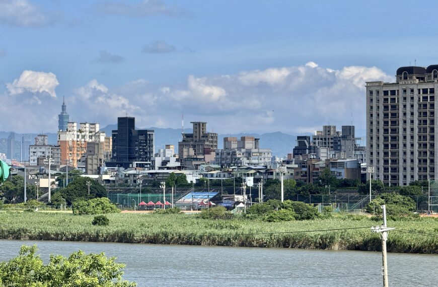 台灣新聞通訊社-遠雄營收／11月111億元、年增501％ 受惠兩大百億元案交屋入帳