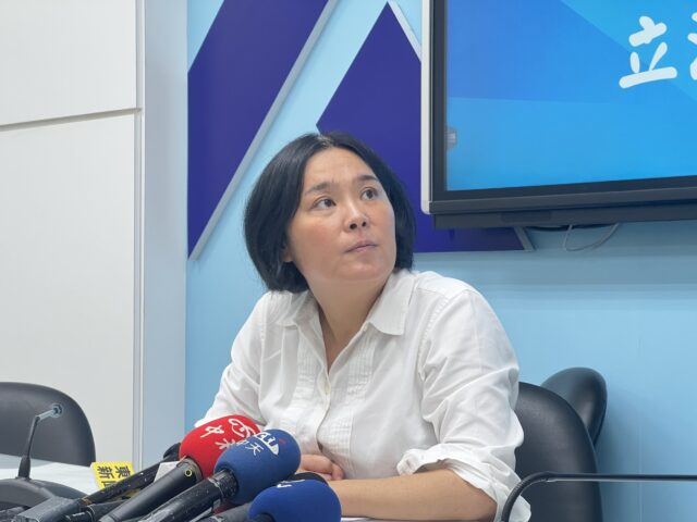 台灣新聞通訊社-助理費除罪炸鍋工會擬衝議場…陳玉珍：尊重 但不撤案