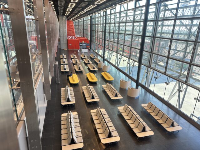 台灣新聞通訊社-桃園機場第三航廈北廊廳試營運 有望聖誕節前正式啟用