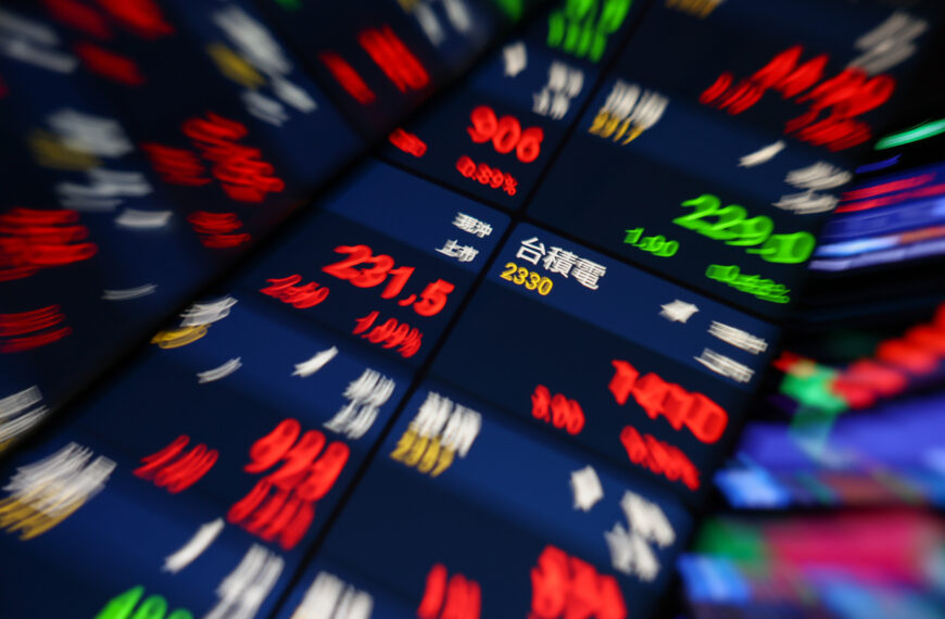 台灣新聞通訊社-還在喊AI泡沫?將會錯過台股3萬6千點…郭哲榮:不會用AI的人會被淘汰