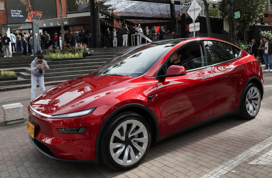 台灣新聞通訊社-特斯拉11月在多個歐洲國家新車掛牌數減半