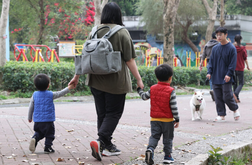 台灣新聞通訊社-網友PO公司福利「特休用完送全薪病假」 網掀兩派辯論