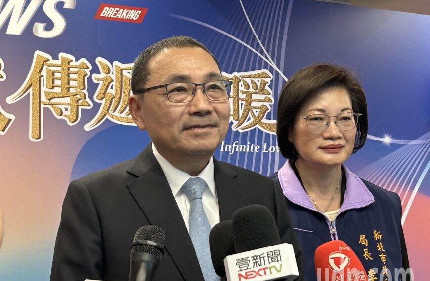 台灣新聞通訊社-影/廠商誤挖管線淡水停水4天惹怨 侯友宜 :追究廠商責任