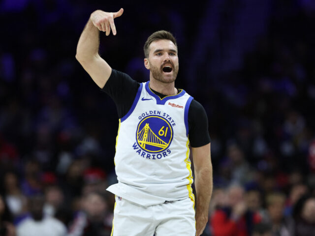 台灣新聞通訊社-NBA／從袋棍球巨星到勇士要角 柯瑞：史班瑟等這個機會很久了