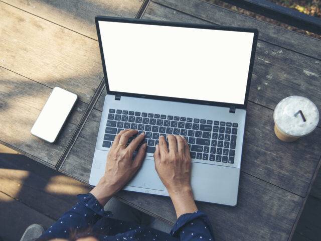 台灣新聞通訊社-有煩惱就問AI…年輕族群逃避真人溝通 專家直指3大原因：怕被貼標籤