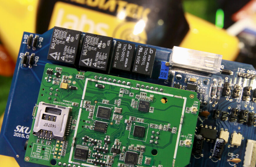 台灣新聞通訊社-保障美國AI優勢 美學者：應禁止H200晶片輸中