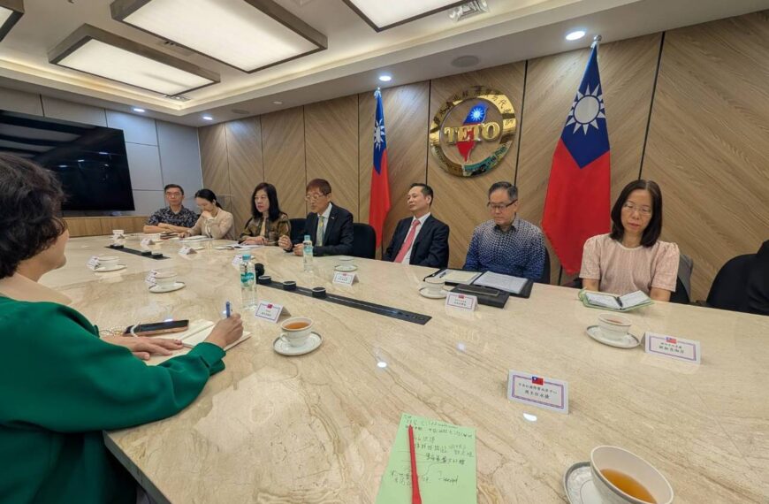 台灣新聞通訊社-從鏟子超人到台灣幫忙 駐印尼代表：人民關係是基石