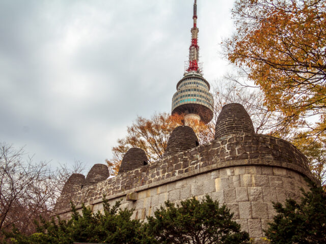 台灣新聞通訊社-冷到爆是真的！旅遊達人直擊首爾冬季9挑戰：通勤預留1小時