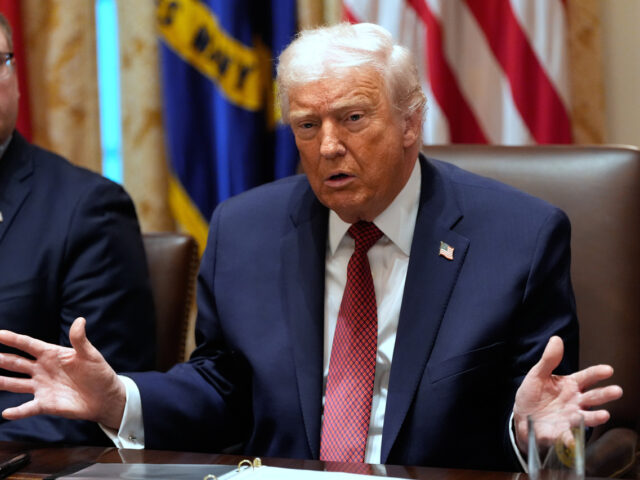 台灣新聞通訊社-H200關稅「台灣負擔」？網吵翻：台積電吞下恐害股價走弱