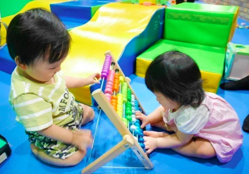 台灣新聞通訊社-兒托專法朝野有共識納監管雲 民團反對:托育現場被迫承擔風險