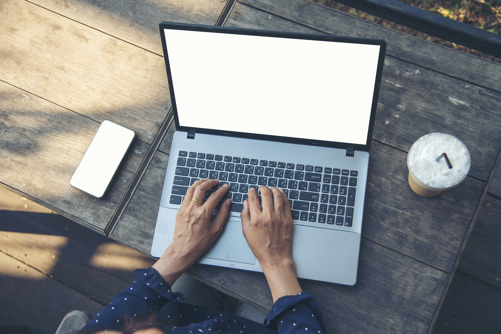 台灣新聞通訊社-有煩惱就問AI…年輕族群逃避真人溝通 專家直指3大原因：怕被貼標籤