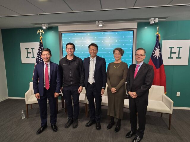 台灣新聞通訊社-籲強化不對稱戰力！李喜明：應發展水雷 對抗共軍非常有效