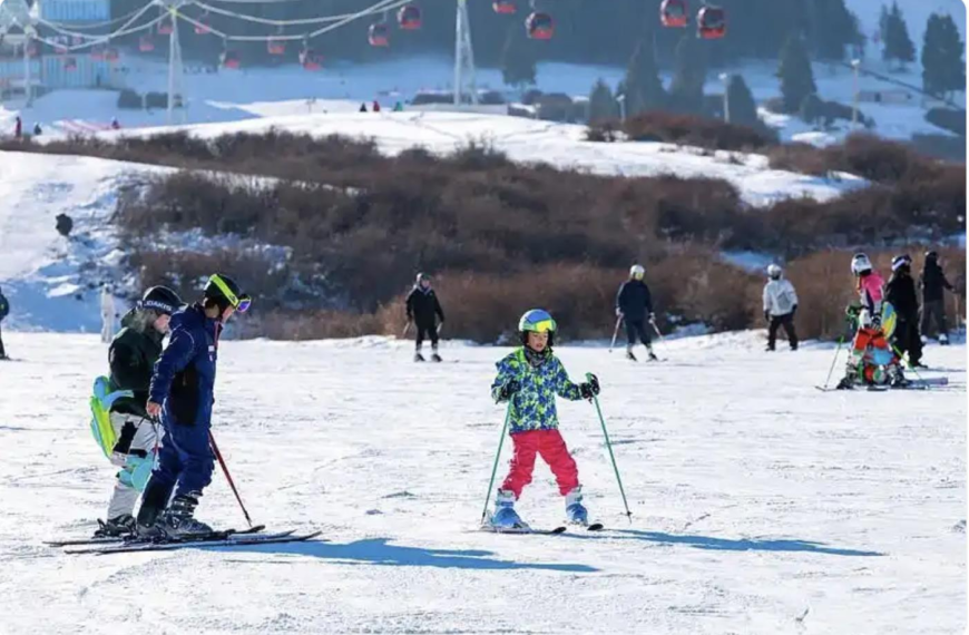 台灣新聞通訊社-新疆多地「雪假」今天開始 加上周末可連休9天!