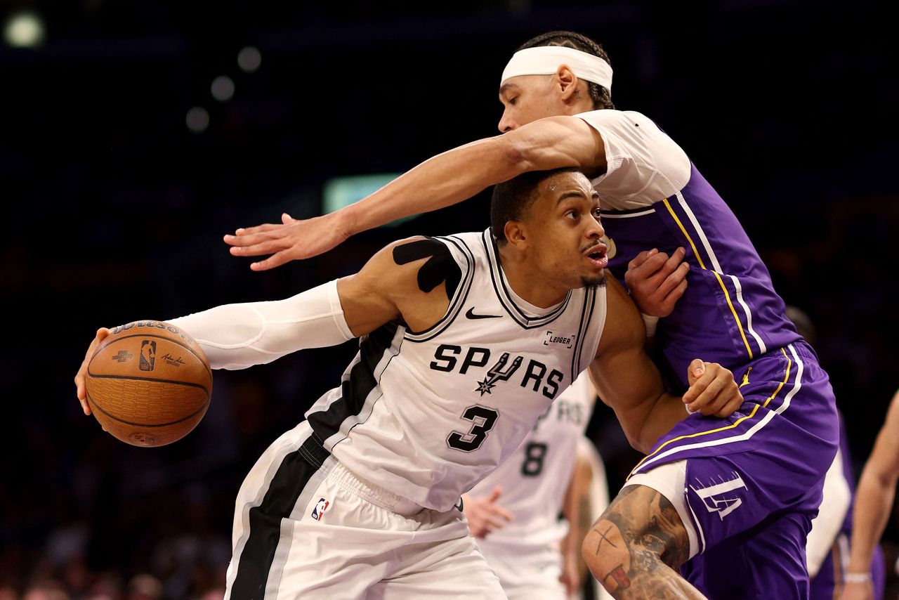 台灣新聞通訊社-NBA／馬刺強森想用NBA盃獎金買羊駝 猜隊友會買藍寶堅尼