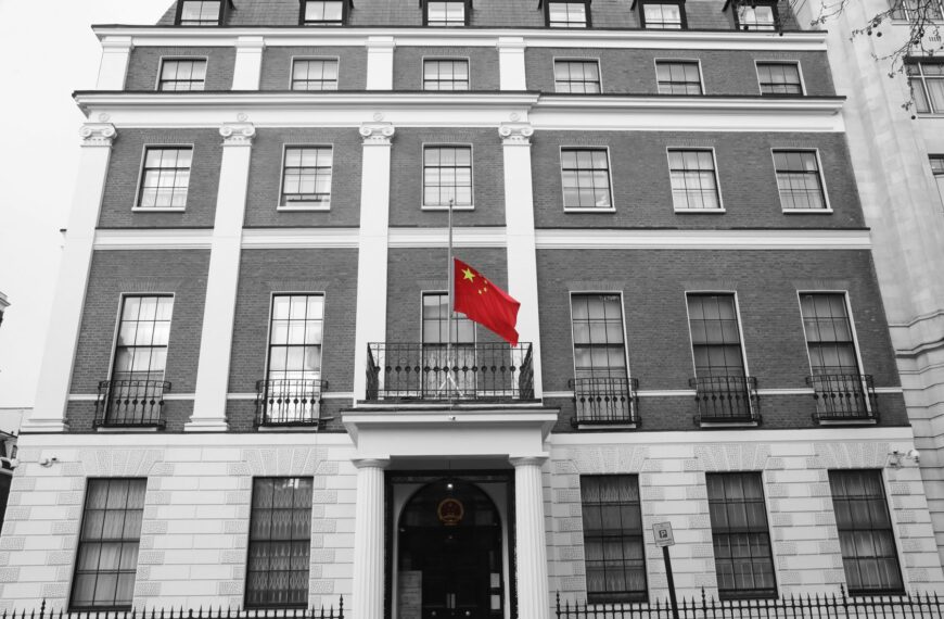 台灣新聞通訊社-大使館新館舍審批再延至明年1月 陸駐英使館:強烈不滿