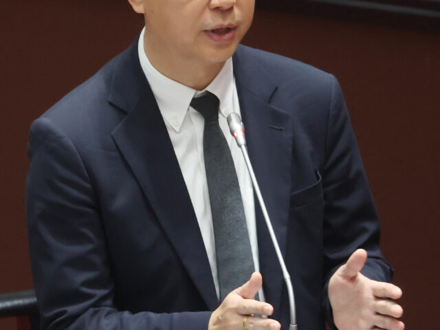 台灣新聞通訊社-侯友宜批淡江大橋路跑蠻橫未溝通　交長：看紀錄就不會誤解