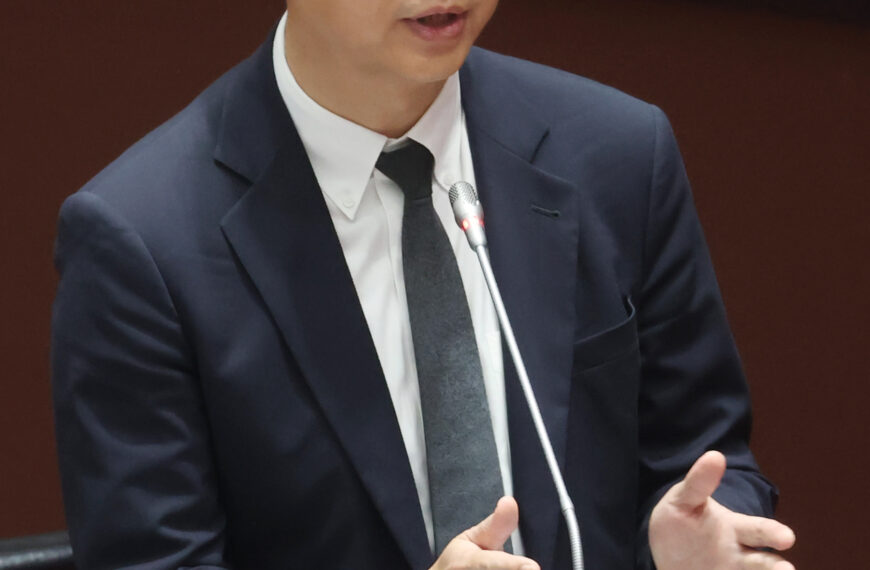 台灣新聞通訊社-侯友宜批淡江大橋路跑蠻橫未溝通　交長：看紀錄就不會誤解