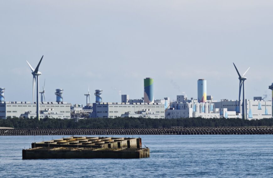 台灣新聞通訊社-三接涉浮報百億工程費 中油:配合調查