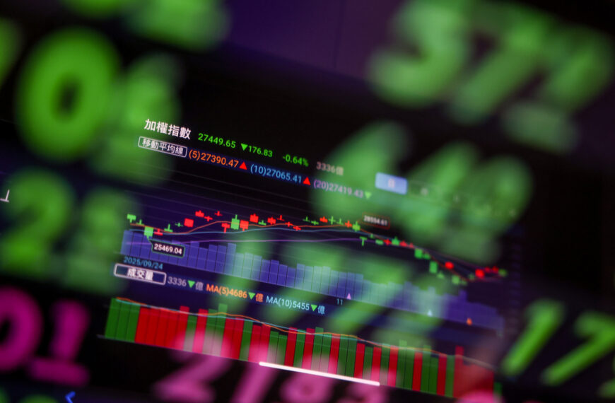 台灣新聞通訊社-00919維持配息0.54元！股民感嘆「股價成長性有限」擬改抱00713