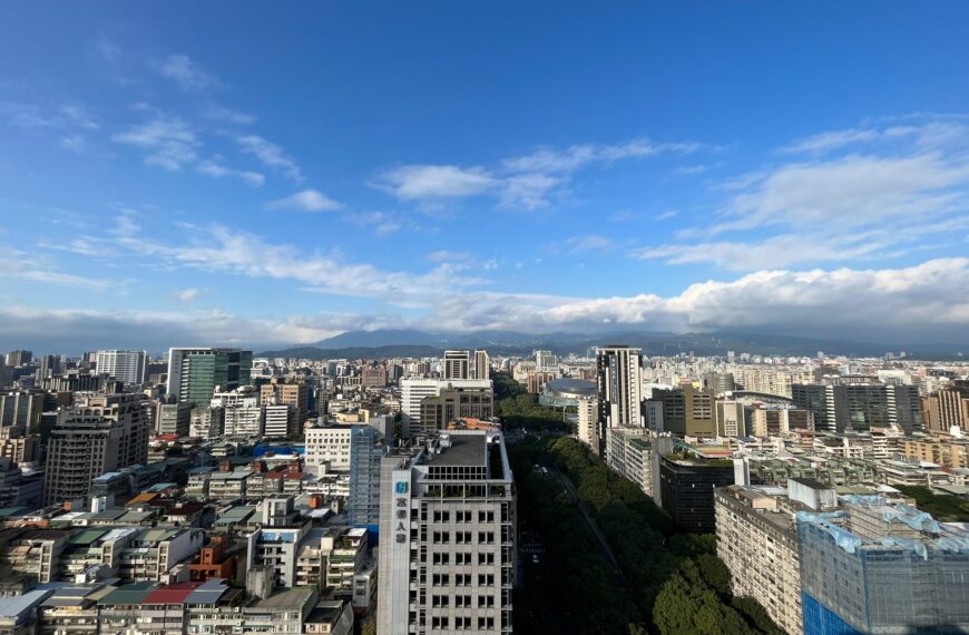 台灣新聞通訊社-一坪200萬地帶蓋社宅影響就學、停車權益？ 民團「超殺」一句話反問