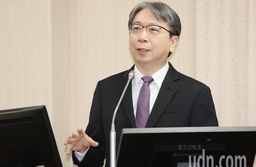 台灣新聞通訊社-蔡明彥:今年8國12次外艦穿越台海 包括越南軍艦