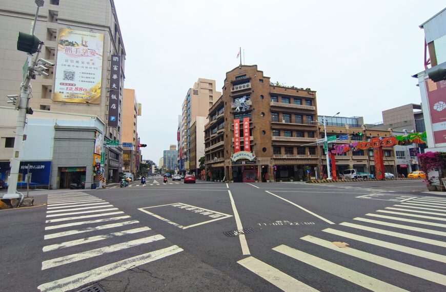 台灣新聞通訊社-擺脫行人地獄…台南中正路、中山路重新配置 地方說明會8日舉行