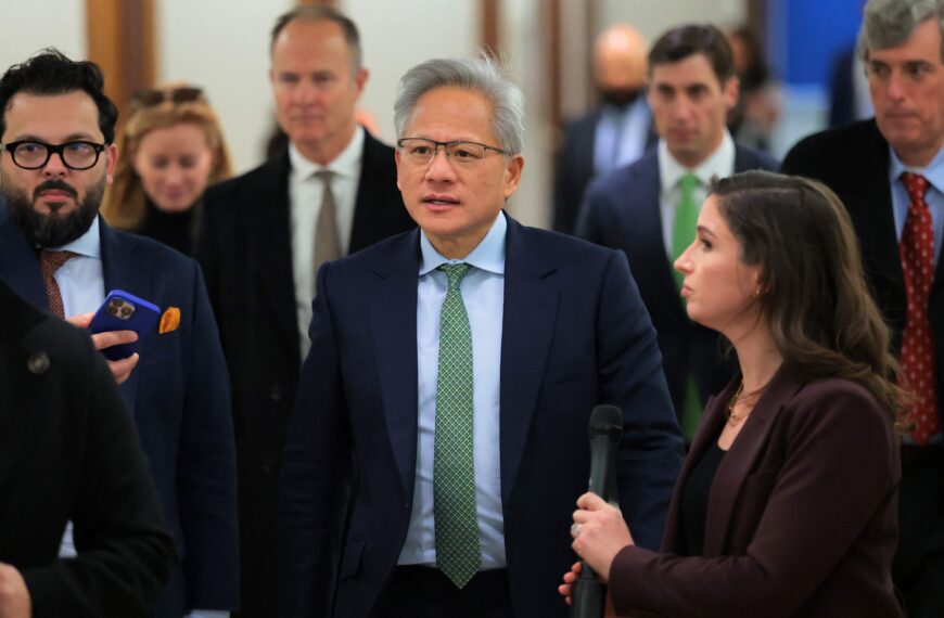 台灣新聞通訊社-黃仁勳非「可信來源」!美參院跨黨派提案 禁輝達先進晶片銷陸