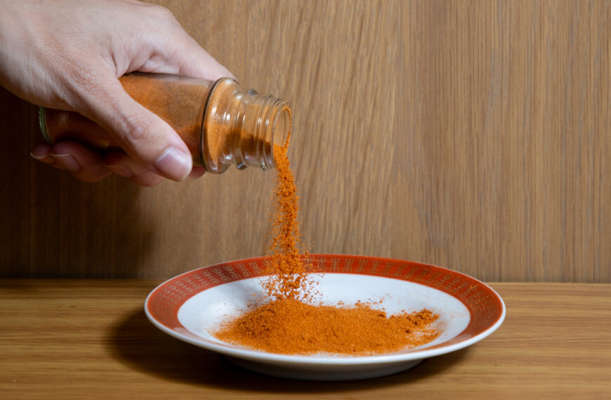 台灣新聞通訊社-蘇丹紅化妝品吹哨者 食藥署長學弟曝光 他還原過程：亞洲僅台積極清查