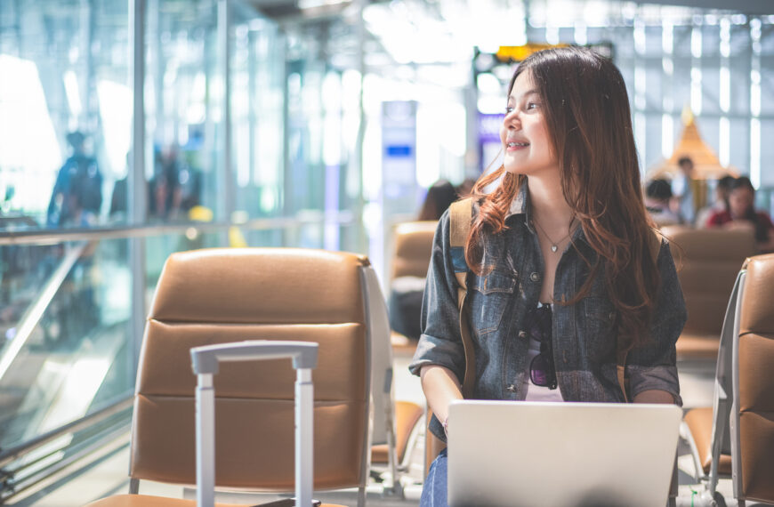 台灣新聞通訊社-同學20歲已飛25國自稱「普通家庭」 她質疑反被檢討:心態有問題