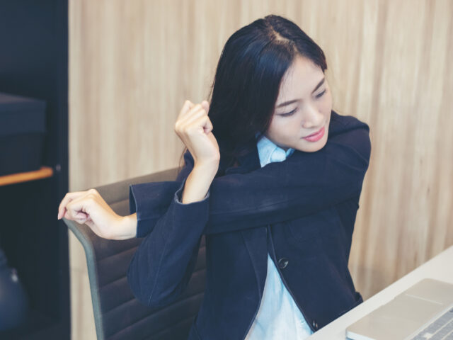 台灣新聞通訊社-職場上為何不能太好心？菲女狼：一次例外的幫忙之後卻成了義務