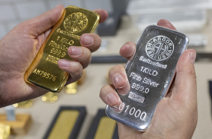 台灣新聞通訊社-銀價跌逾2%銅價回檔 高檔逢獲利了結賣壓 油價勁揚約1%