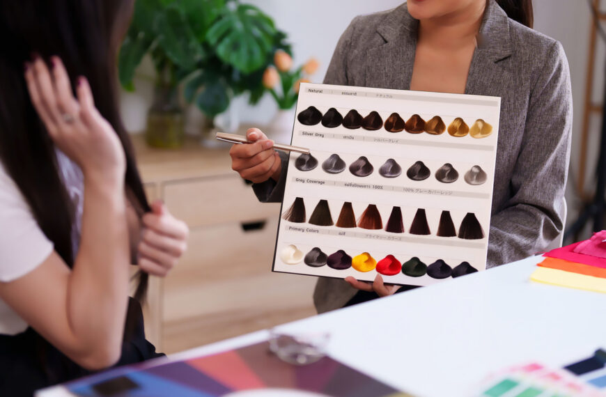 台灣新聞通訊社-出國不只醫美便宜…台灣染燙頭髮要花5千 他驚:日韓僅半價