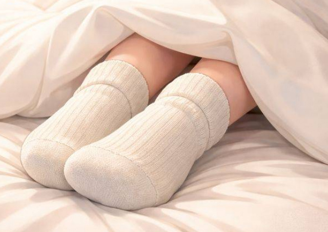 台灣新聞通訊社-穿襪子睡覺觸霉頭？阿嬤揭民間禁忌　中醫師解答了