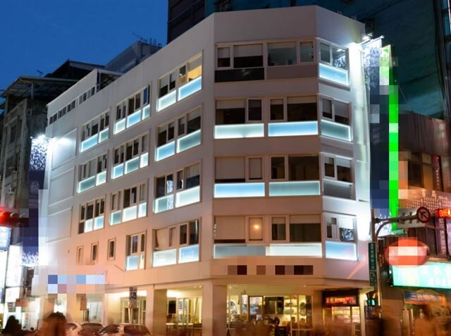 台灣新聞通訊社-北車旅店驚傳「紅蟲爬滿床」！旅客控態度消極　觀傳局出手了