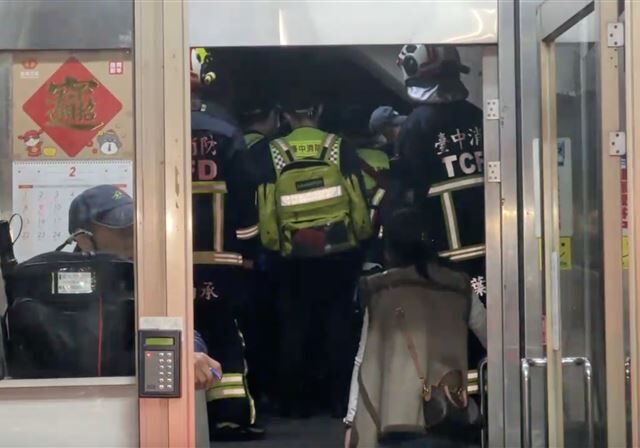 台灣新聞通訊社-小兄弟遭灌藥雙亡！恐需解剖驗毒物　二寶媽做筆錄僅冷回「忘記了」