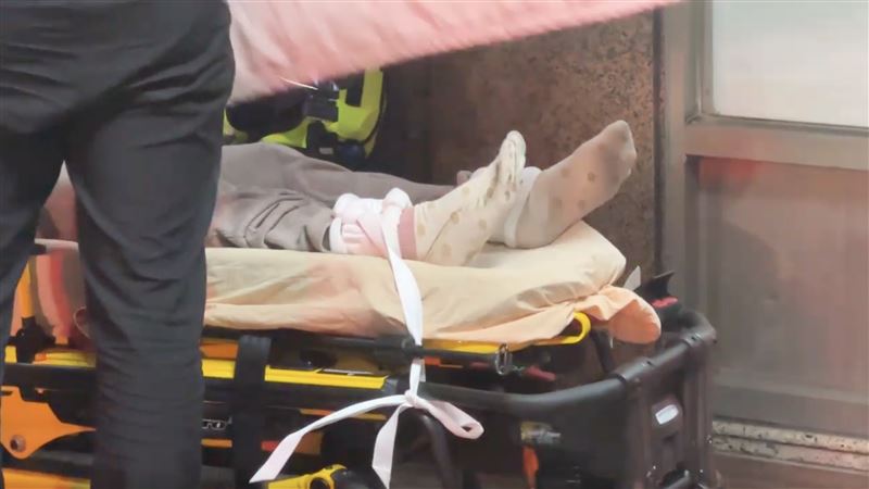 台灣新聞通訊社-快訊／台中2寶媽灌藥殺2子！小兄弟「口吐白沫」慘死　當庭逮捕聲押禁見