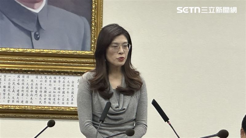 台灣新聞通訊社-尹錫悅遭求處死刑!鄭麗文大笑問傅崐萁「是否熟悉」:賴清德恐複製路線